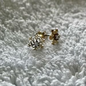 🔥2 for $25🔥Snowflake Stud Earrings